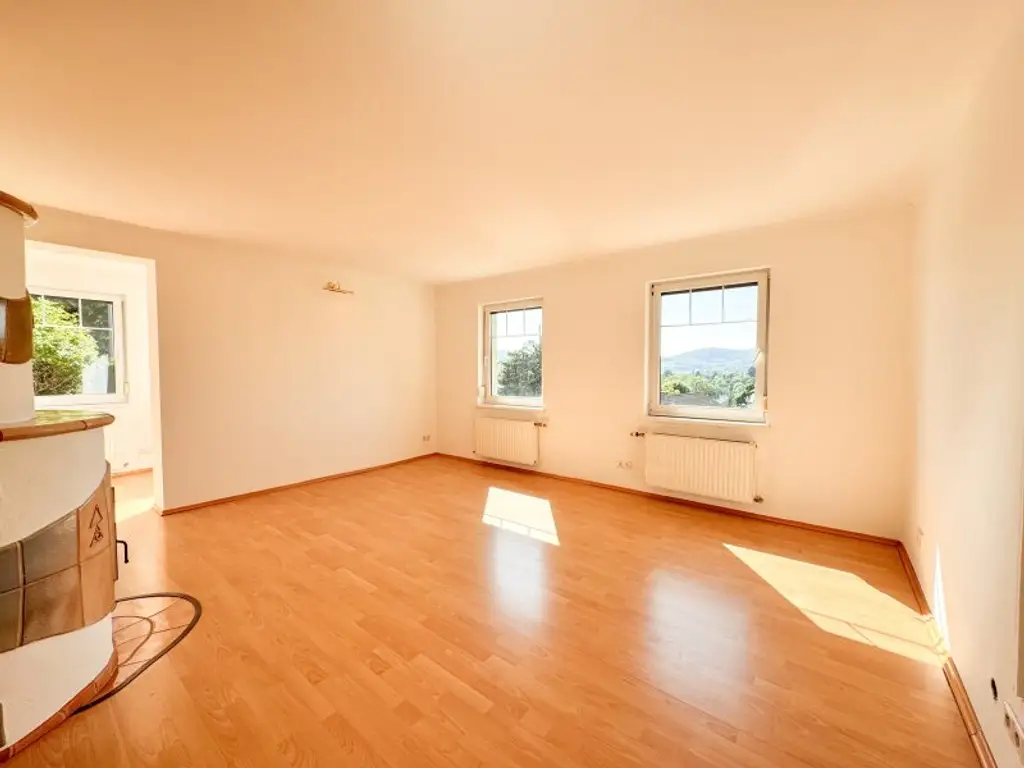 Traumlage am Wolfersberg – Einfamilienhaus mit unverbaubarem Weitblick
