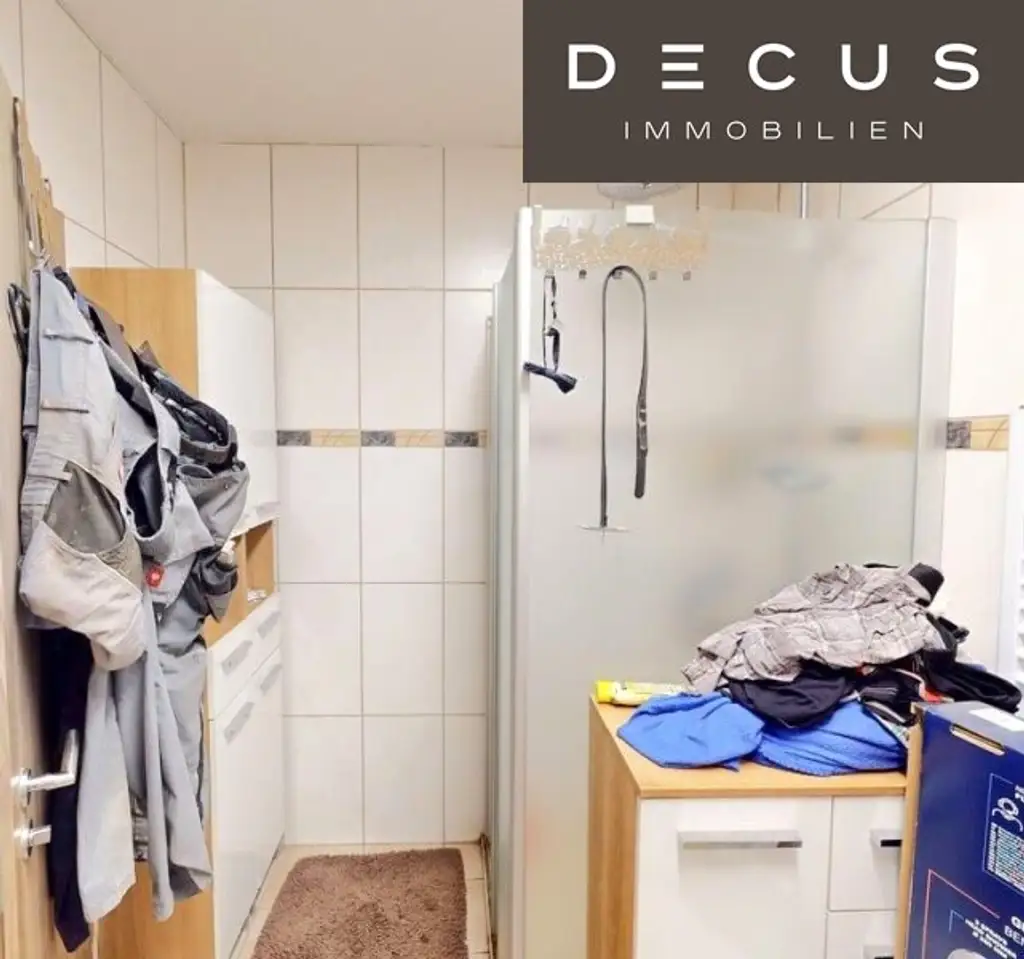 TRAUMHAFTES EINFAMILIENHAUS MIT MIT WOHNKÜCHE, 4 SCHLAFZIMMERN UND GROSSEM GARTEN