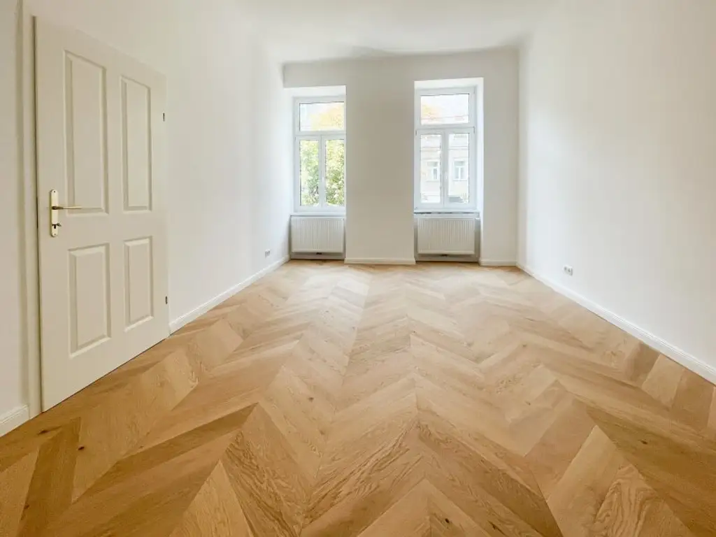 NÄHE AUGARTEN: wunderschön sanierte Altbauwohnung mit neuer Küche