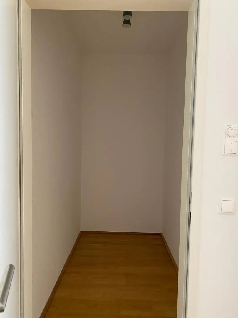 AR