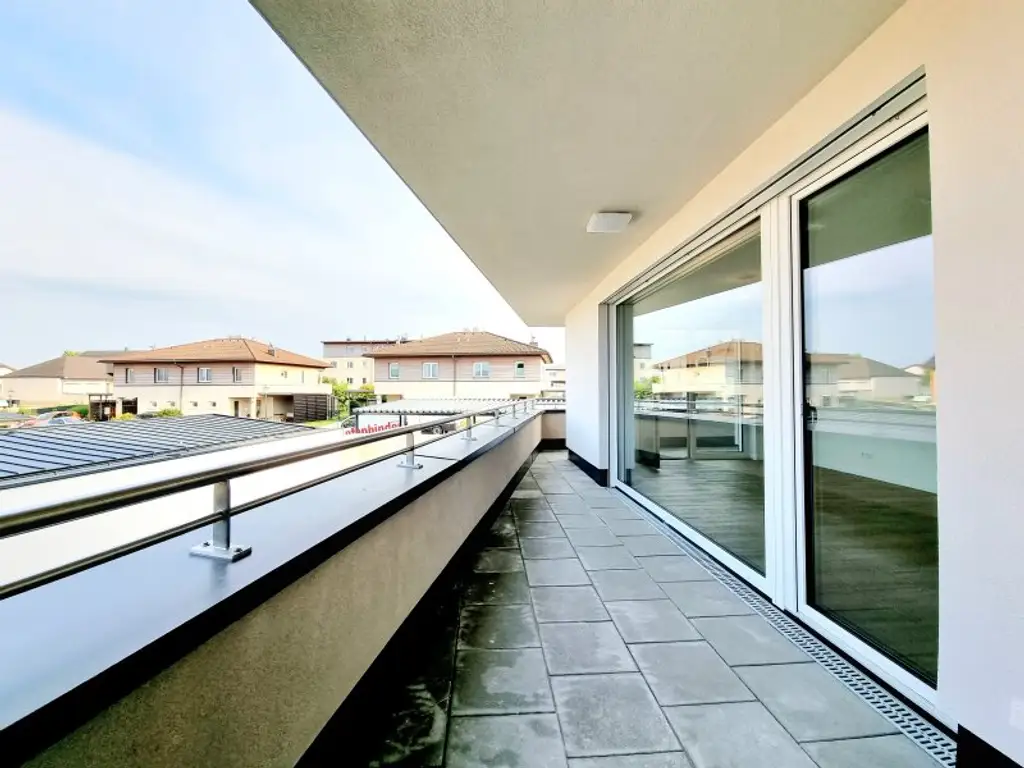 Exklusive 3-Zimmer Wohnung | 68 m² + 22 m² Balkon | Carport inkludiert | € 899 Gesamtmiete