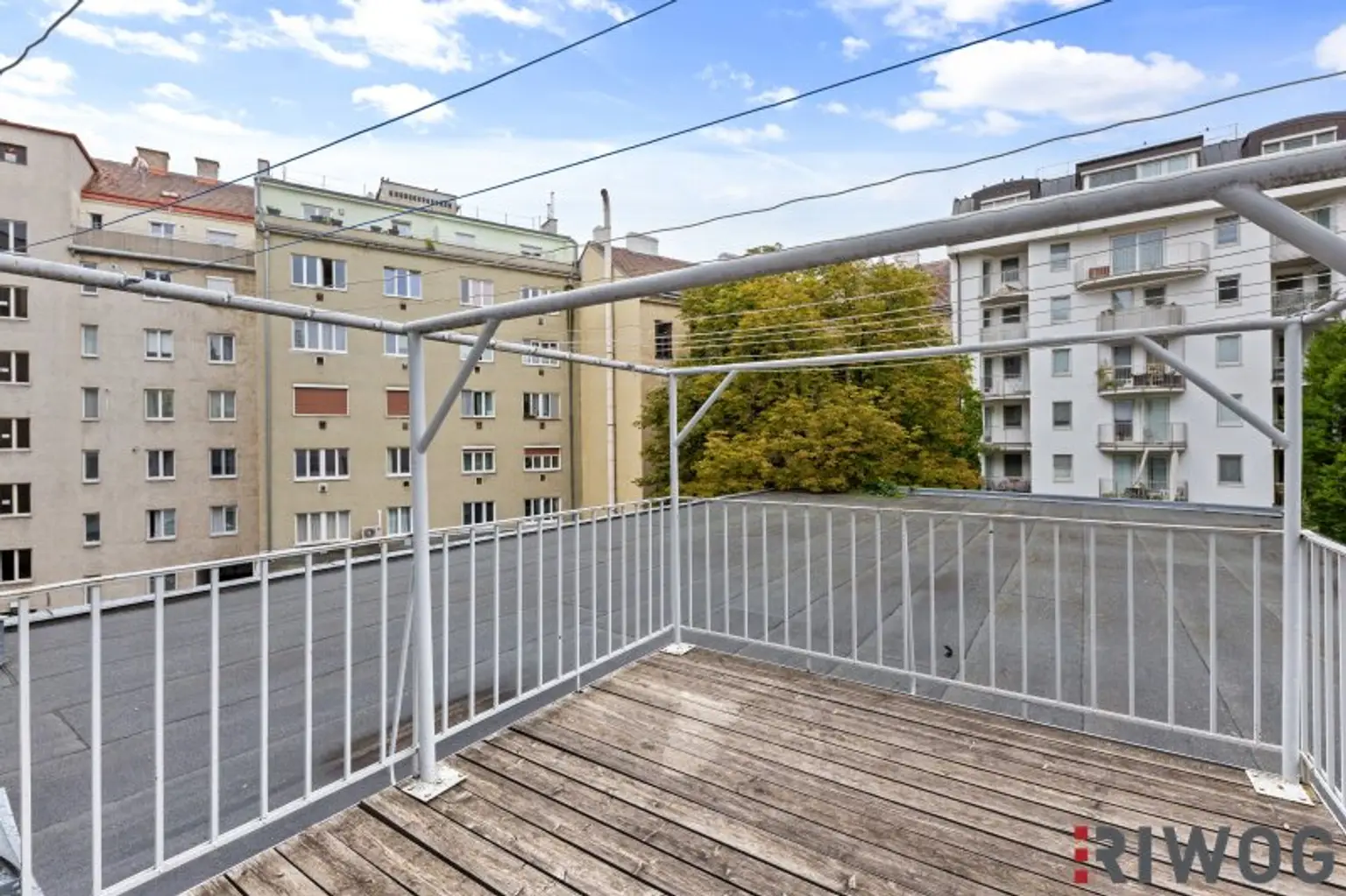 Nähe U2 - Direkt am Augarten *** 2-Zimmer mit separater Küche *** Terrasse zur gemeinsamen Nutzung *** zwischen Heinestraße und Castellezgasse