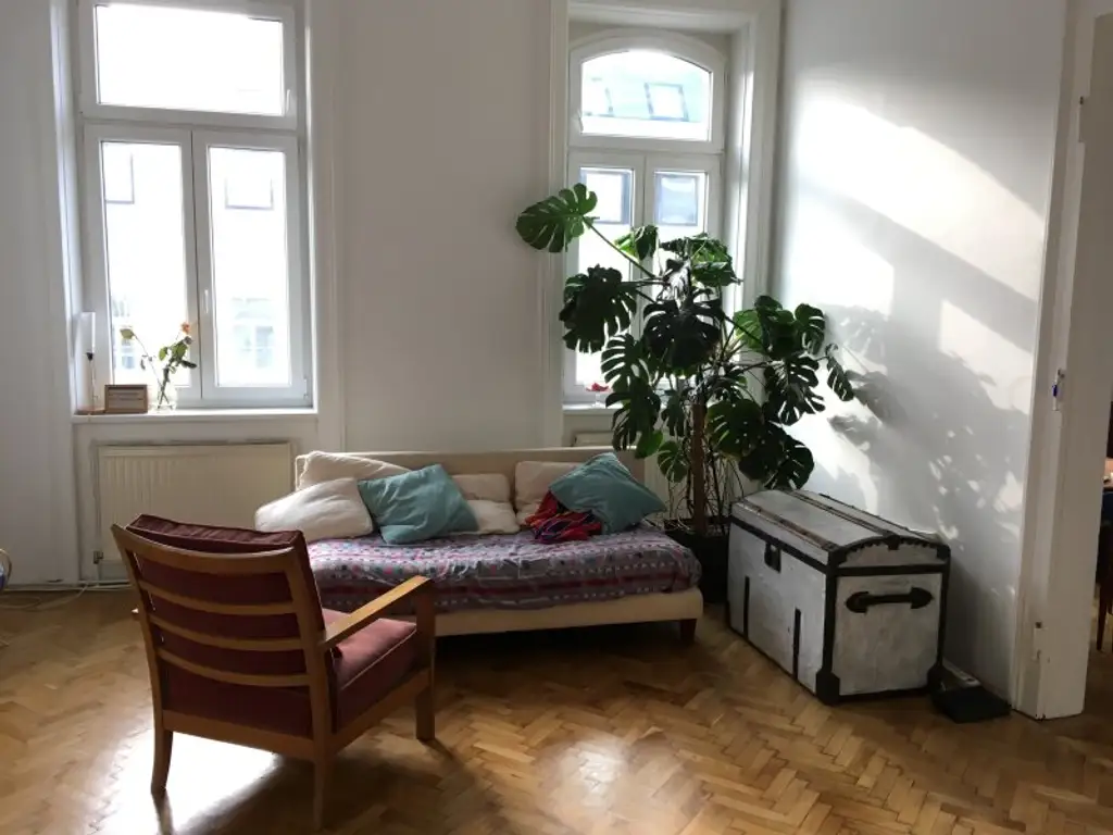 Großzügige 3-Zimmer Altbaumiete Nähe Naschmarkt!