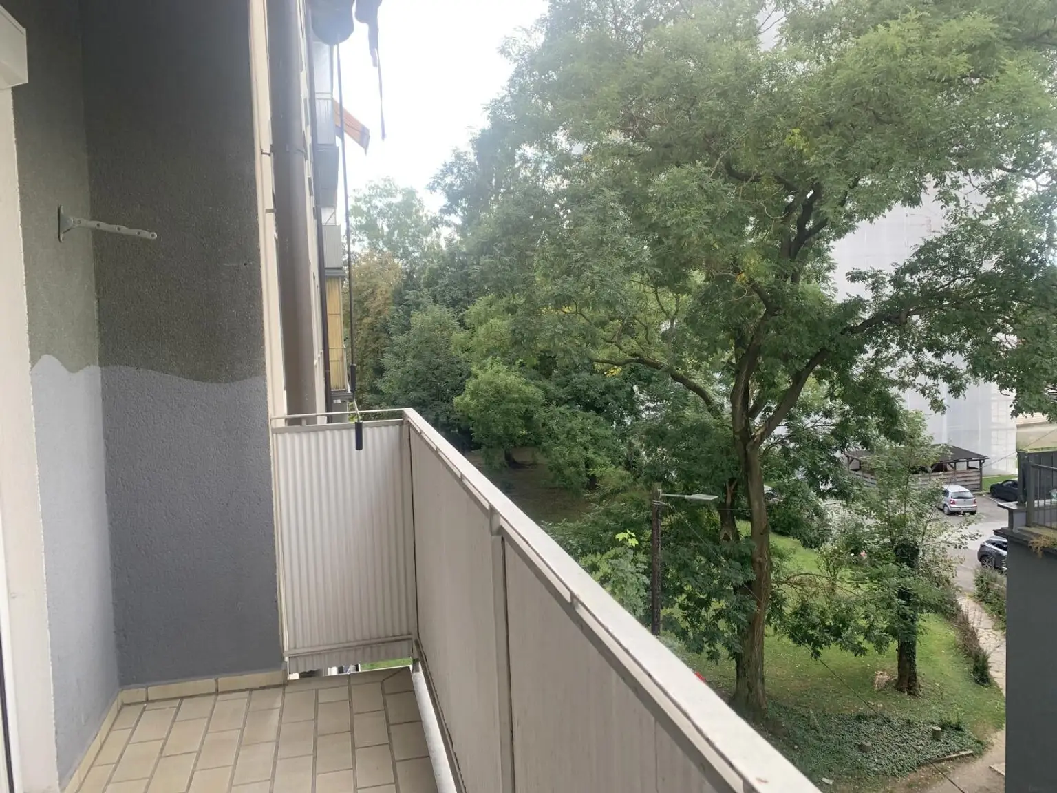 2-Zimmerwohnung mit Balkon und Parkplatz