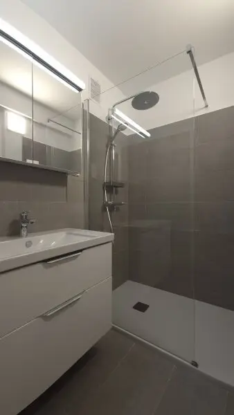 * WG geeignet * perfekte Starter / Paarwohnung * 2 Zimmer * saniert *