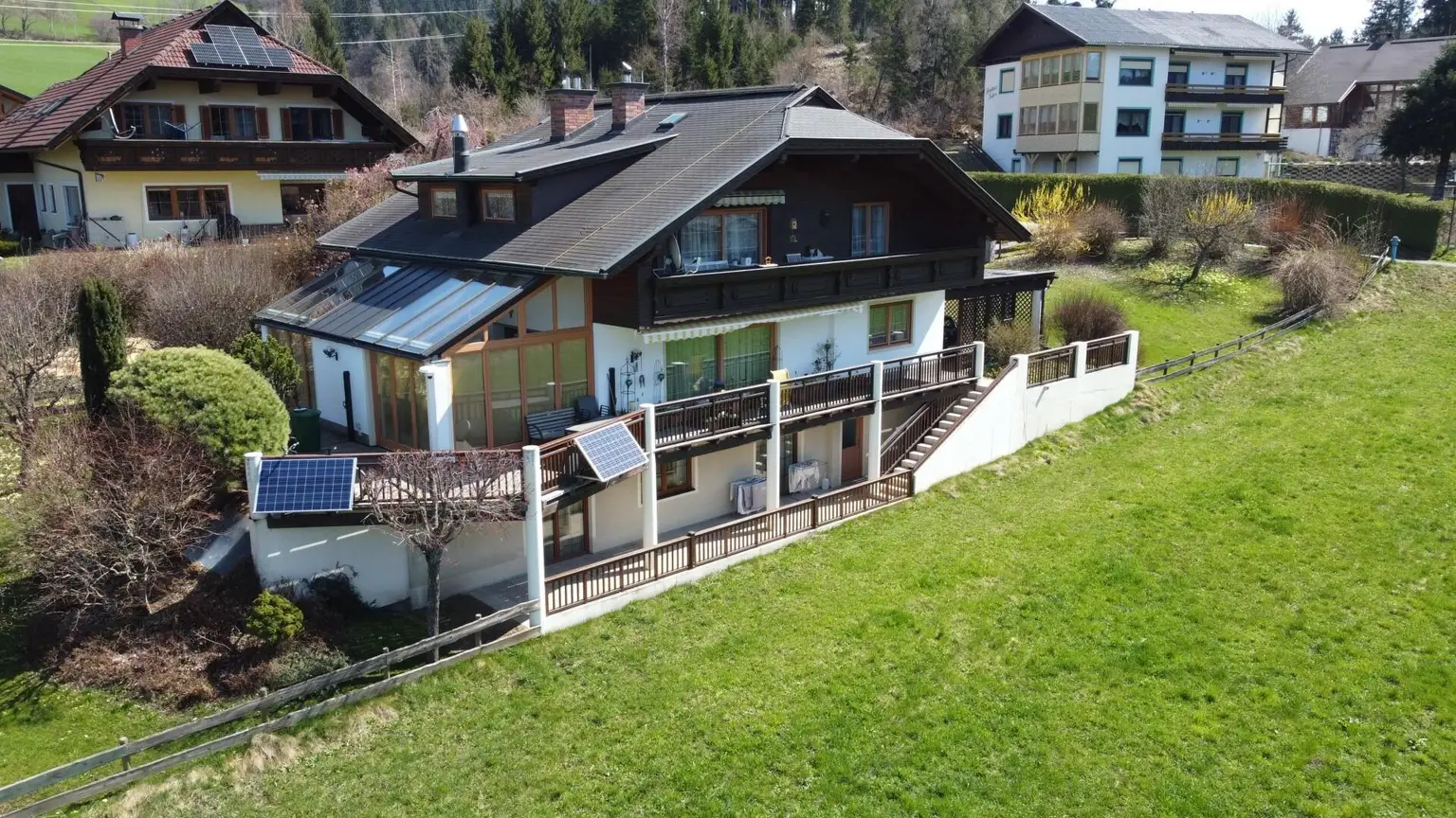 großzügig