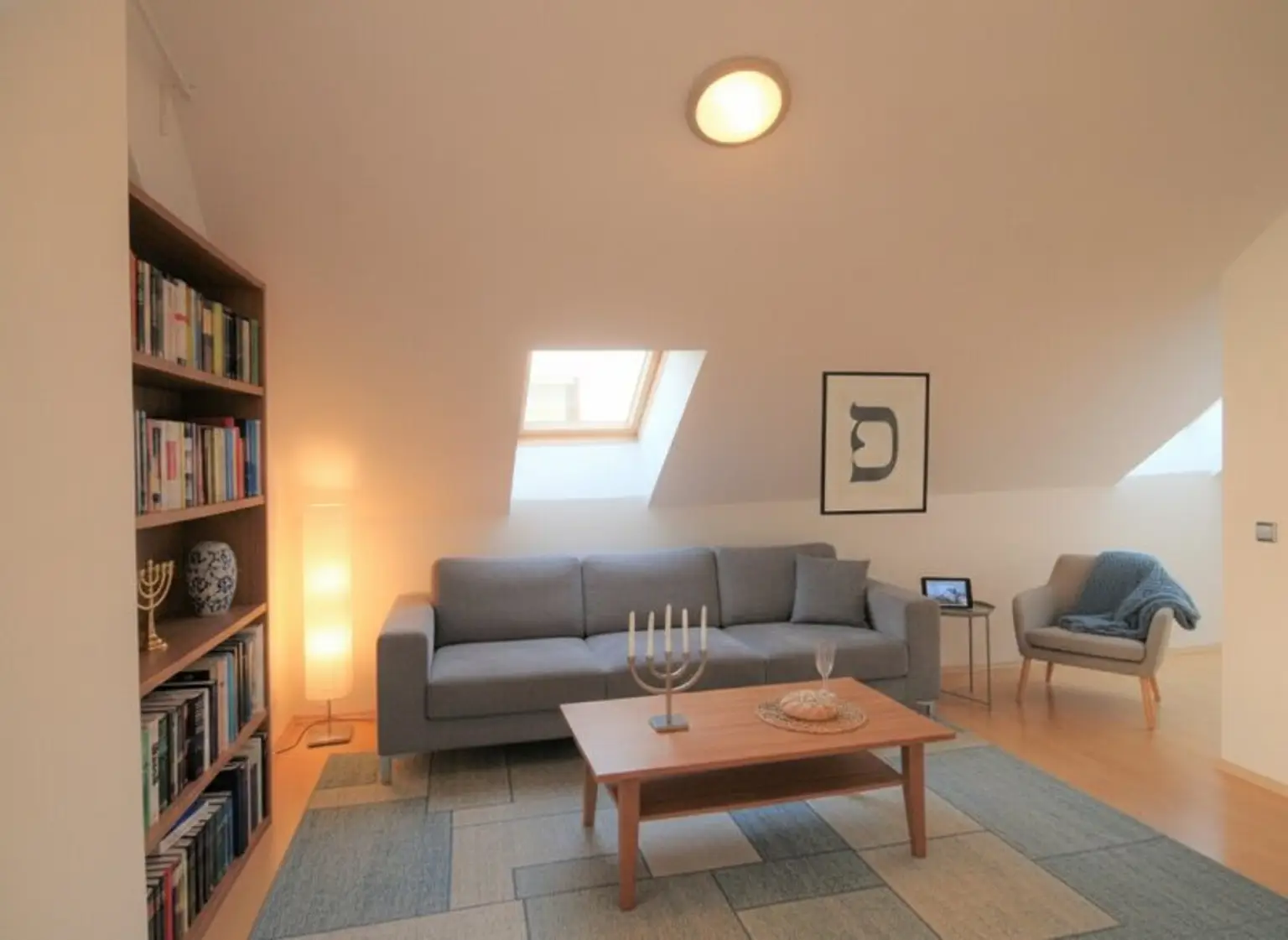 >> MIETHAUS mit 6 ZIMMER, DOPPELGARAGE, KELLER und EIGENGARTEN, am ORTSRAND!