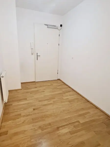 LORYSTRASSE, U3-Nähe, 61 m2 Neubau mit 80 m2 Terrasse, Wohnküche, 1 Zimmer, Duschbad, Parketten, 1. Liftstock
