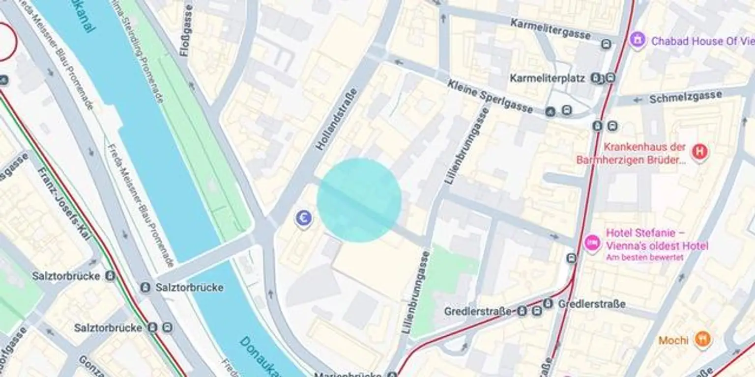 Karmeliterplatz-Charme trifft modernen Komfort – 2-Zimmer-Neubauwohnung mit Stellplatz im Innenhof.