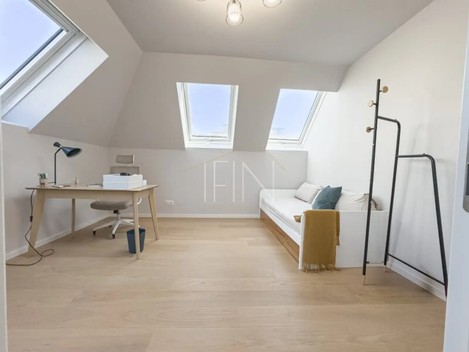 KURZZEITVERMIETUNG / SHORT TERM RENTAL! Anmietung ab 3 bis 6 Monate möglich