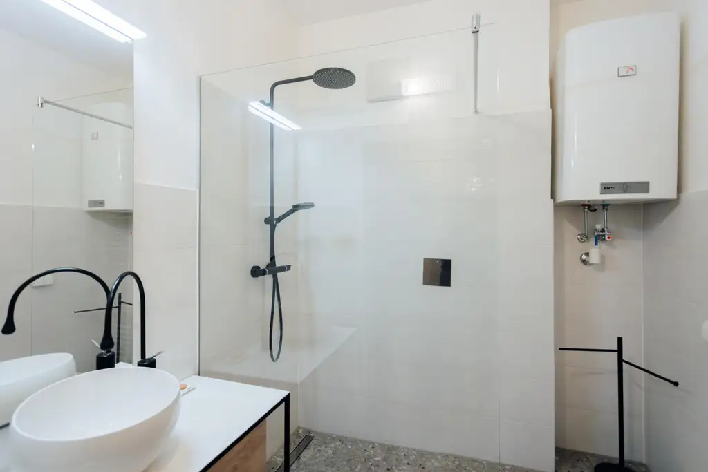 Jakomini: Ein Hingucker! Ruhig, zentral gelegen! Saniert, behindertengerecht, Tiefgarage!