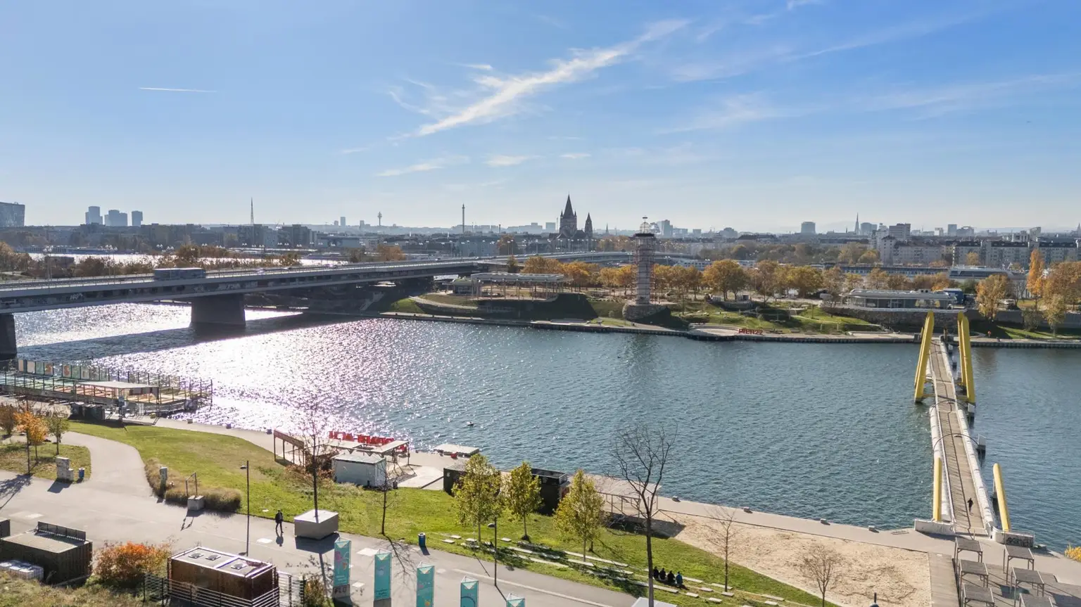 Terrassenwohnung mit Stil und Charme! Erstbezug - DC-Flats