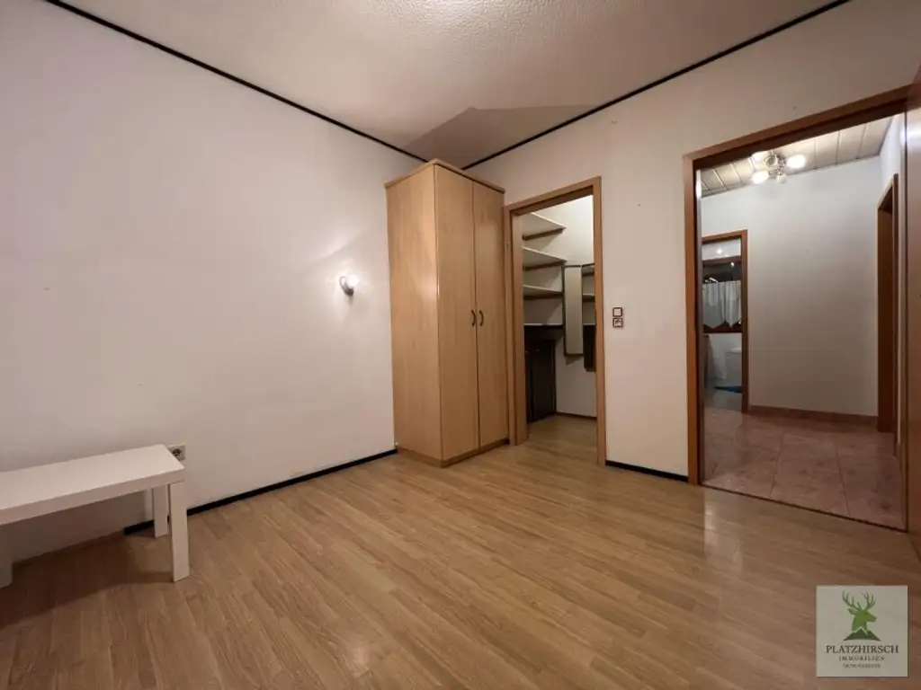 Halloweenspezial zum Superpreis !! ELK Bungalow auf 148m2 Vollkeller, 8 Fahrminuten von der Schnellbahn