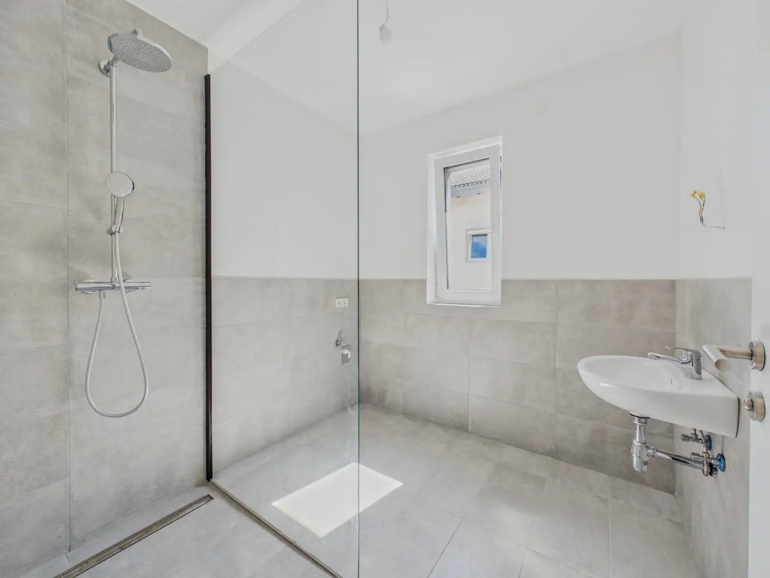 Badezimmer 1