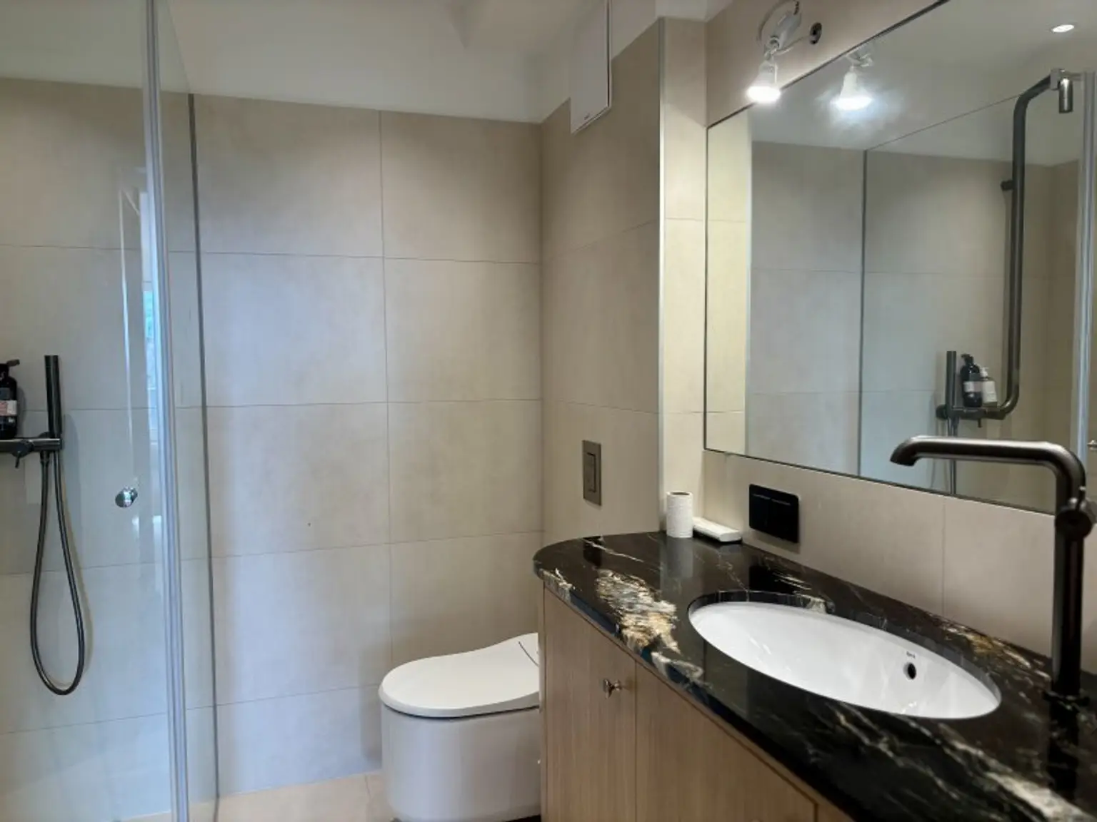 HEAVENLY AM SCHAFBERG