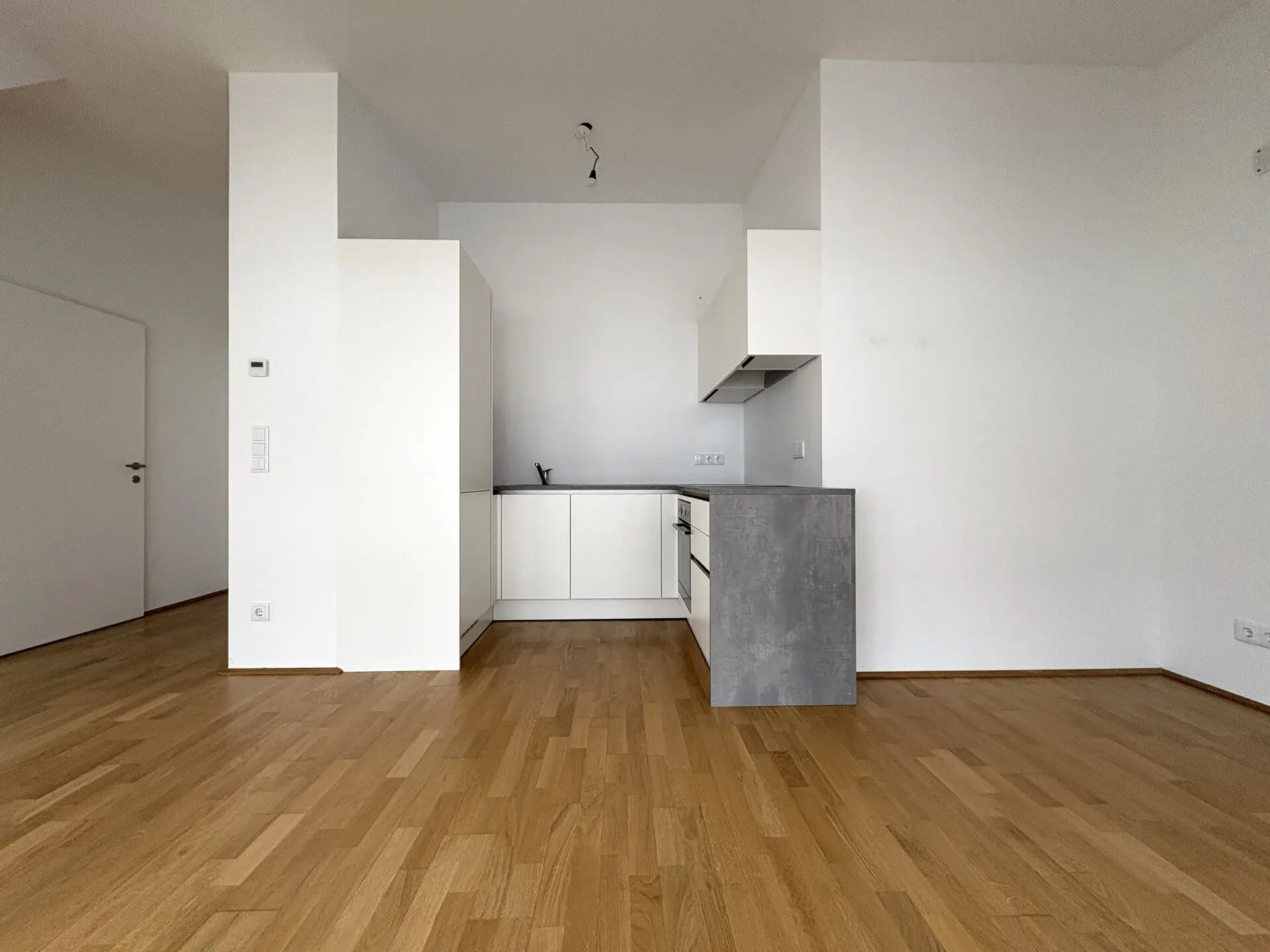 20260326_105306720_iOS