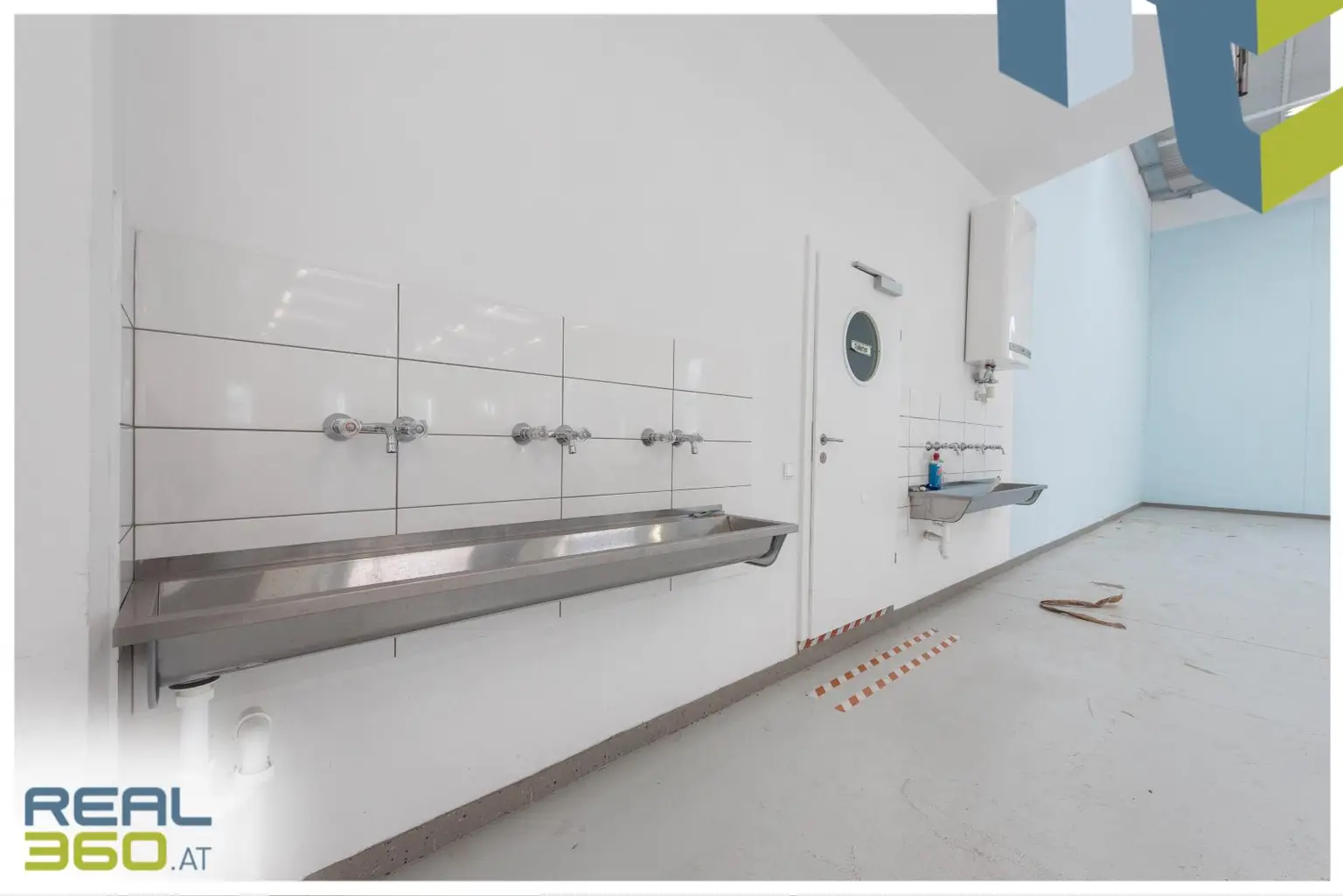 Hochwertige Betriebsliegenschaft auf Baurechtsgrund (Halle, Büro, Lager, Wohnung)