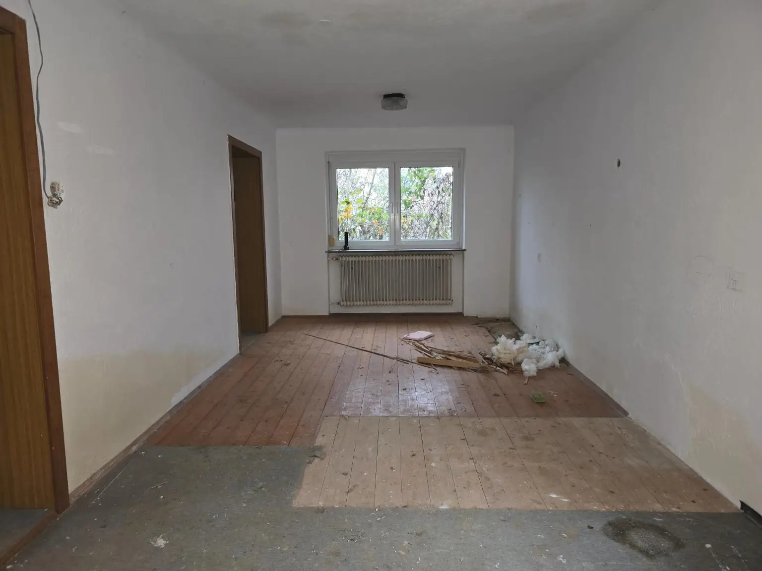 Dreikanthof mit vier Grundstücken in einer Sackgasse (ruhige Lage)