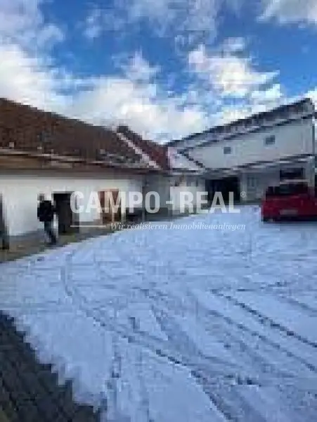 CAMPO-BIETERVERFAHREN-BAUERNHAUS: großes Nutzungspotenzial im Ortsmitte