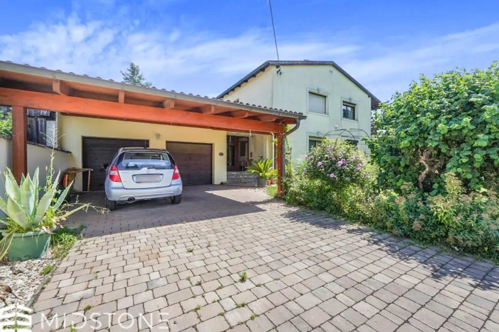 *Naturparadies in Orth an der Donau* Einfamilienhaus mit viel Potenzial und wunderschönem Garten