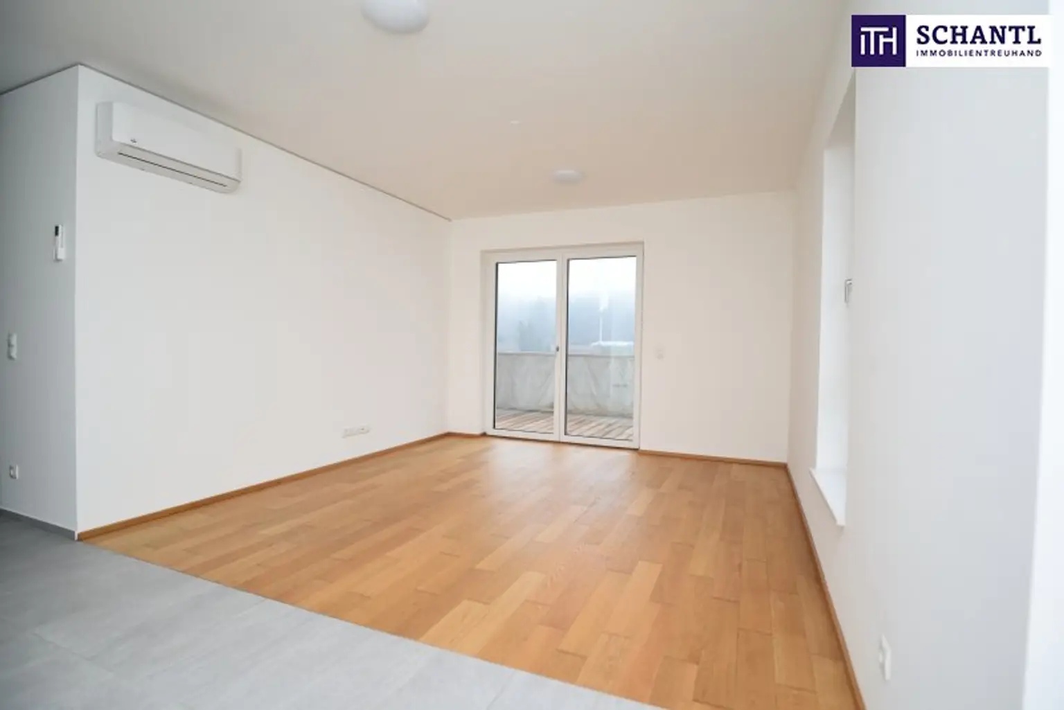 RIESIGE DACHTERRASSE + HOCHWERTIGE AUSSTATTUNG + SÜD/WEST Ausrichtung + Tiefgarage! Nur 7 Min. von Graz entfernt!