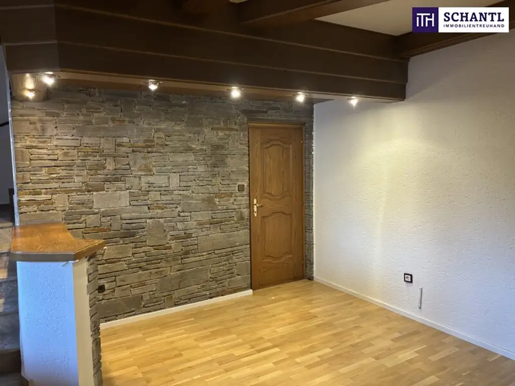 ++PERFEKTE FAMILIEN- oder STUDENTEN- MAISONETTENWOHNUNG zum WOHLFÜHLEN mit 2 BALKONE** 3 SZ, BÜRO, WOHNKÜCHE++ CARPORT++ca. 123 m² WOHNFLÄCHE++