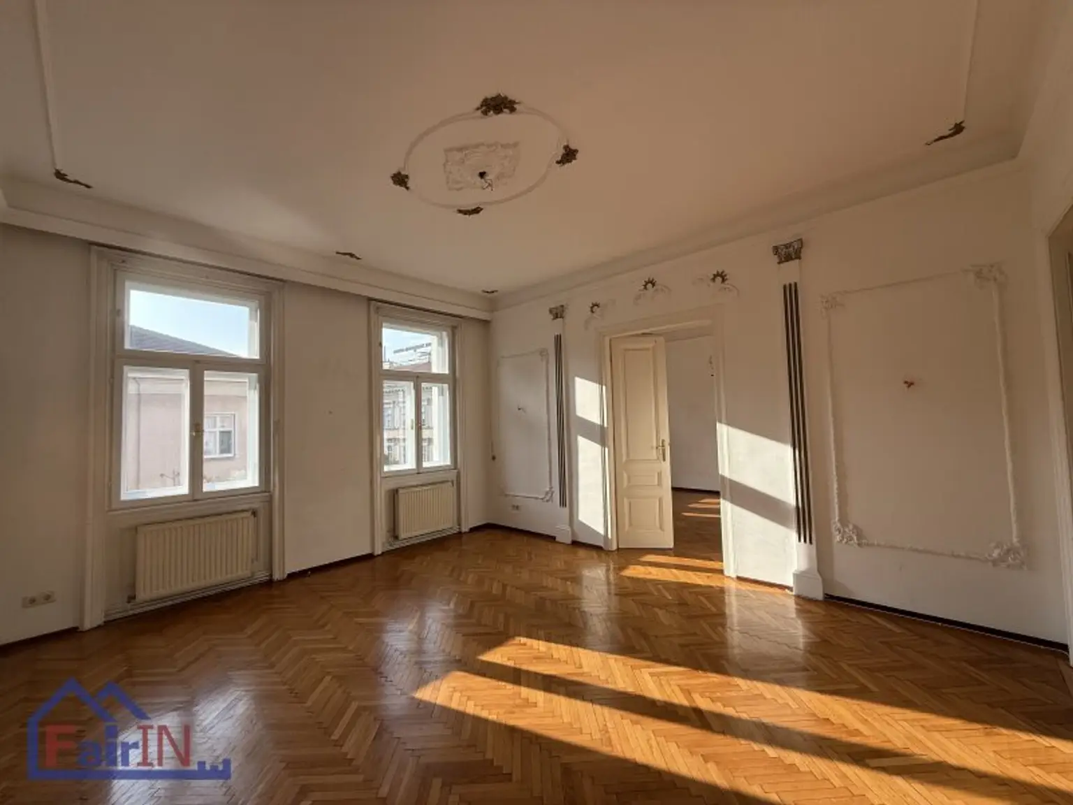 ***ALTBAU***ca.124 m² ***4-ZIMMER***NÄHE ROCHUSMARKT***
