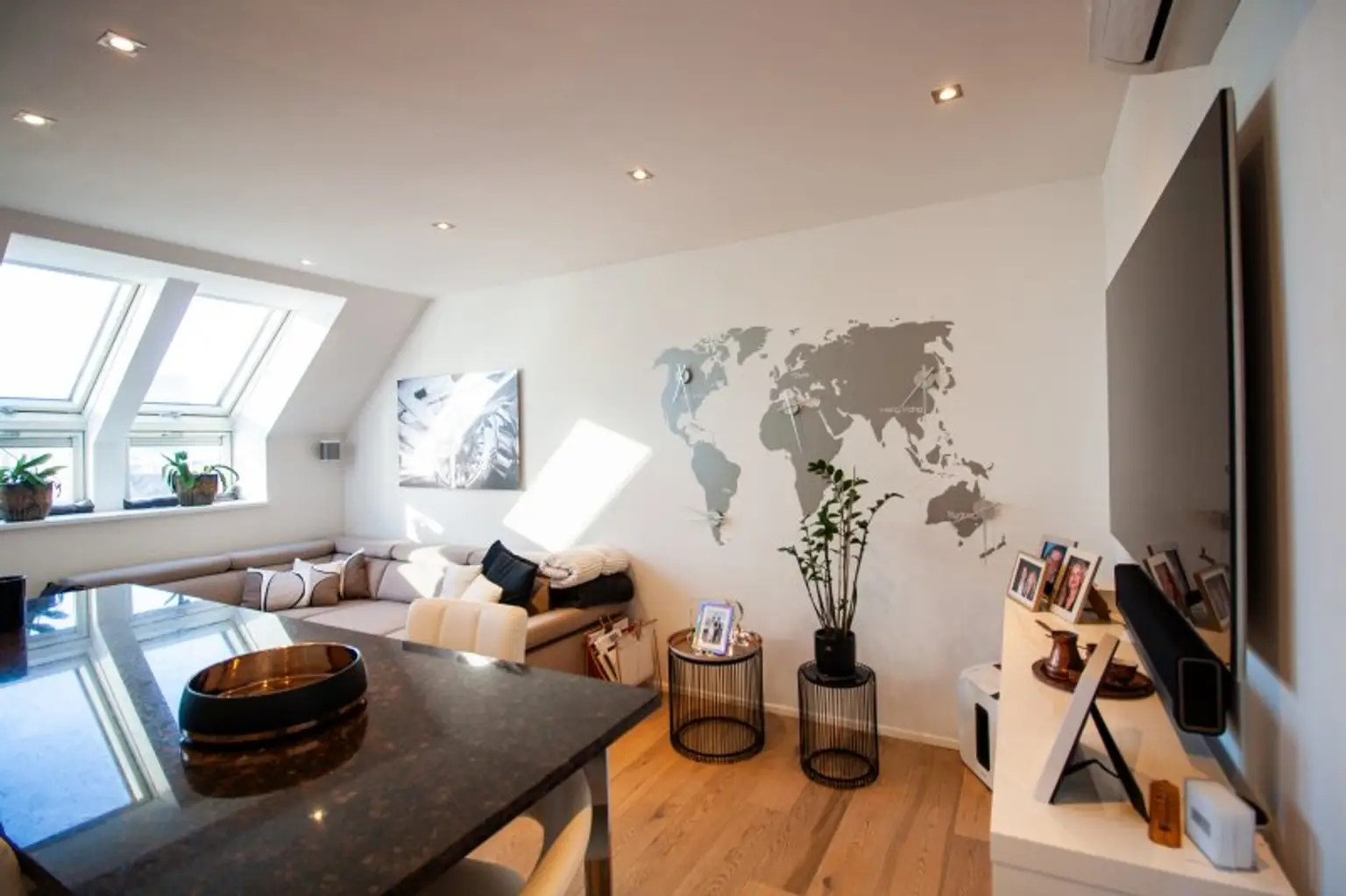 Modernes Maisonette-Juwel mit Terrasse im 3. Bezirk – Tischlerküche, 2 Bäder & Klimaanlage