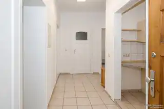 Flur 1