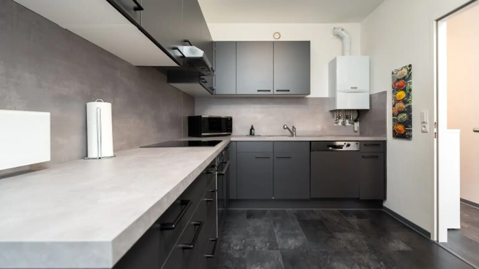 TOP Dachgeschosswohnung im Zentrum von Gänserndorf!