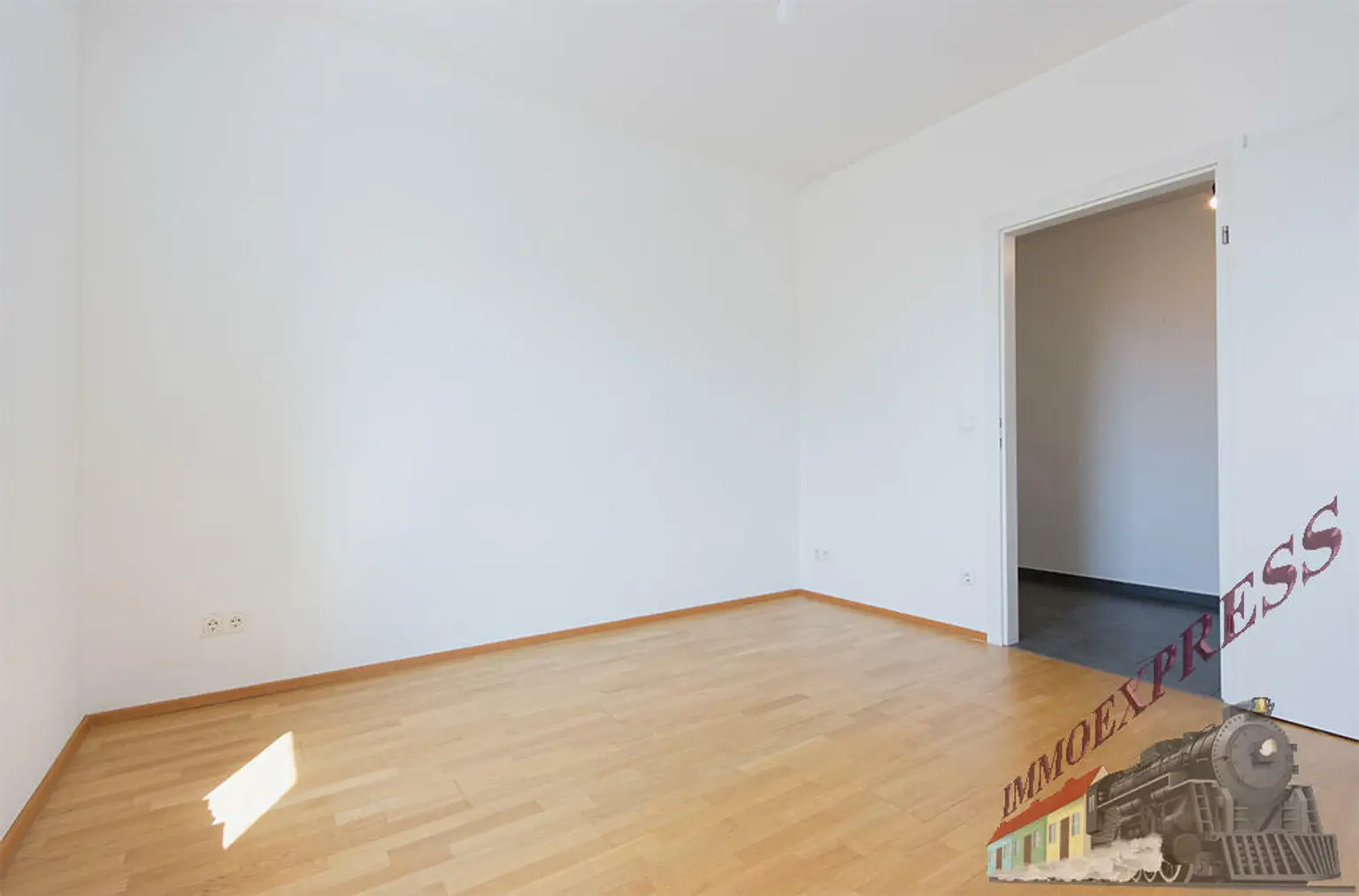3-Zimmer-Wohnung = sehr gute Infrastruktur = nahe ELTERLEINPLATZ