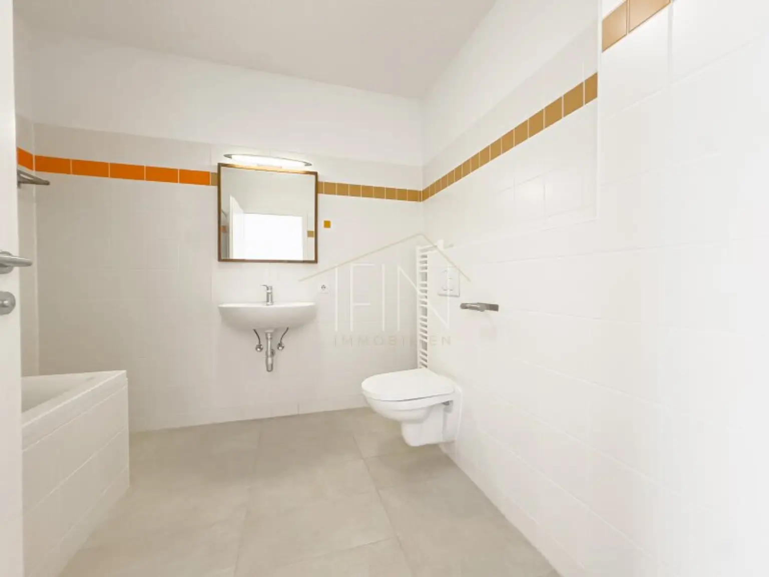 Gießhübl. Ruhe. Architektur.  Reihenhaus mit Garten