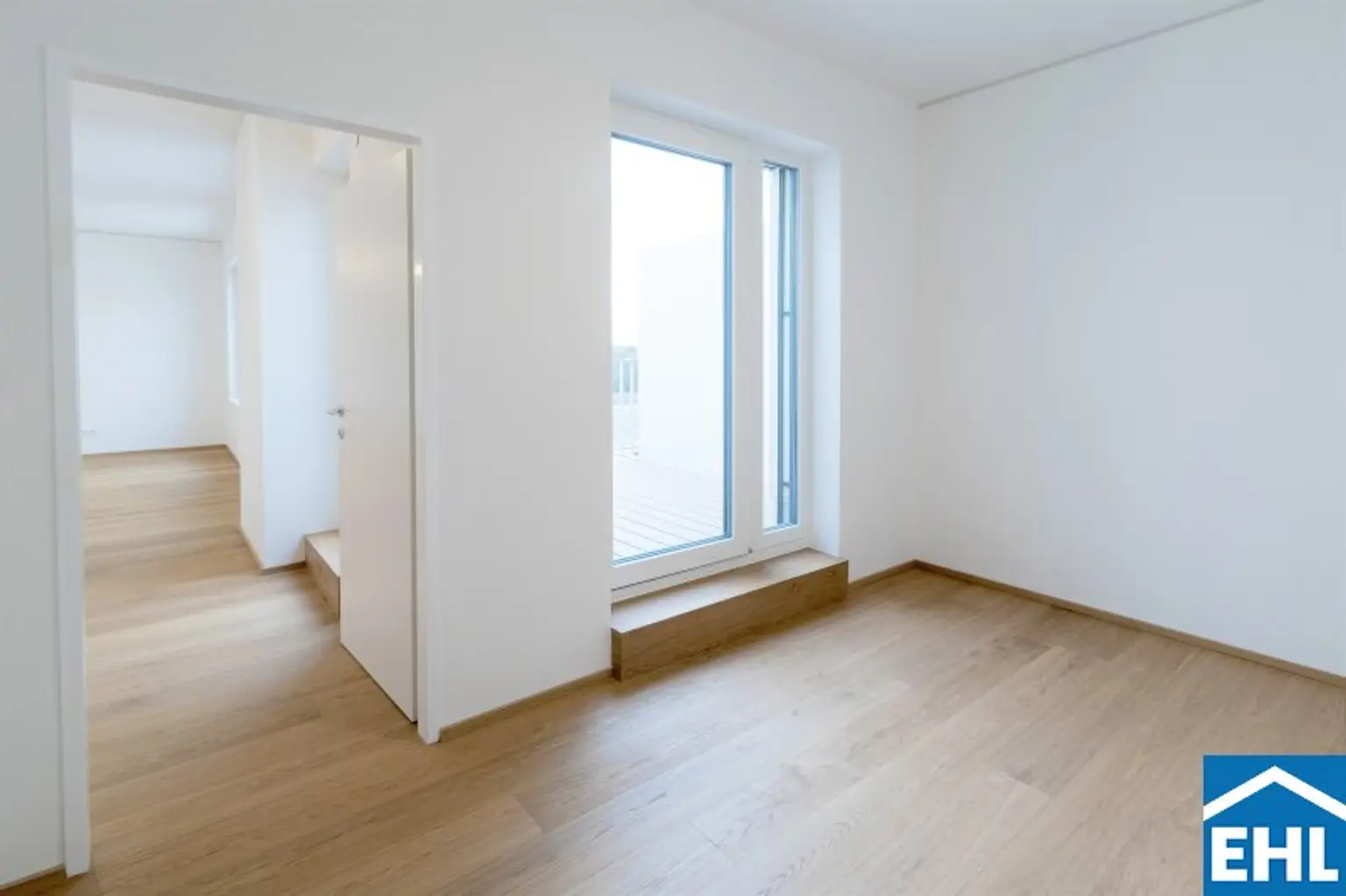 Wunderschöne 3- Zimmer Wohnung mit Terrasse direkt an den Donau- Auen!