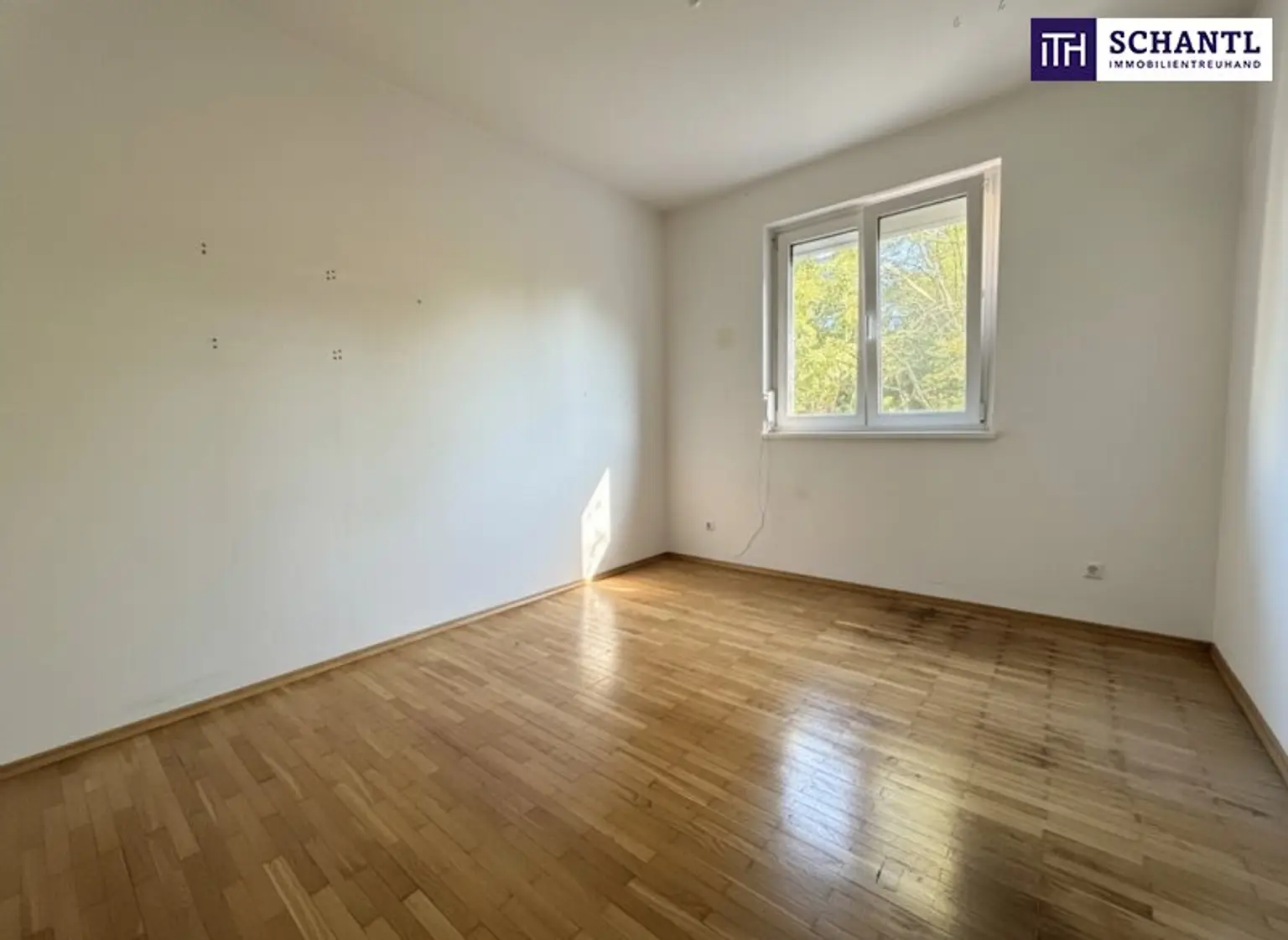 Traumhafte 3-Zimmer-Wohnung in Graz mit Schlossberg-Blick in idyllischer Ruhelage!