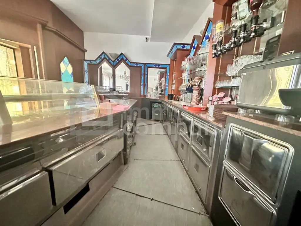 Gastronomiejuwel in Lassee: 480m², Bar, Restaurant & 2 Terrassen warten auf Sie!
