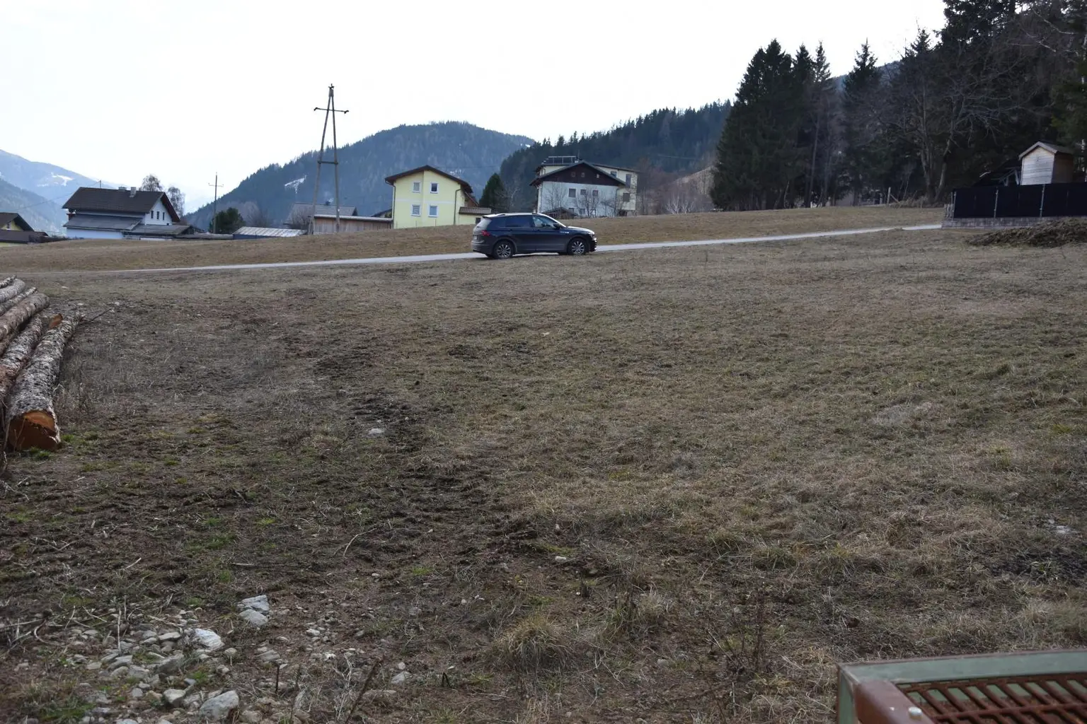 öffentliche Zufahrtsstrasse