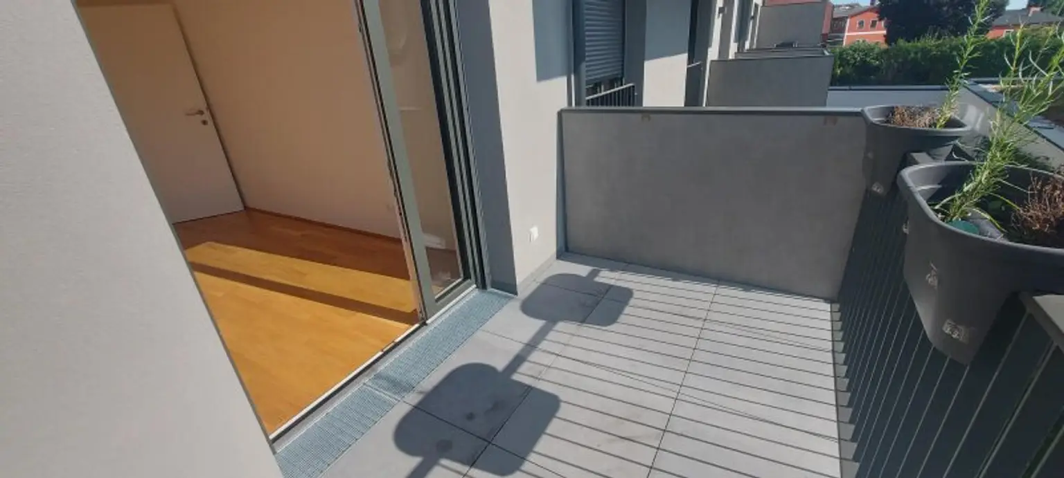3-Zimmer-Wohnung mit 2 Balkonen und Tiefgaragenstellplatz (Top 8)