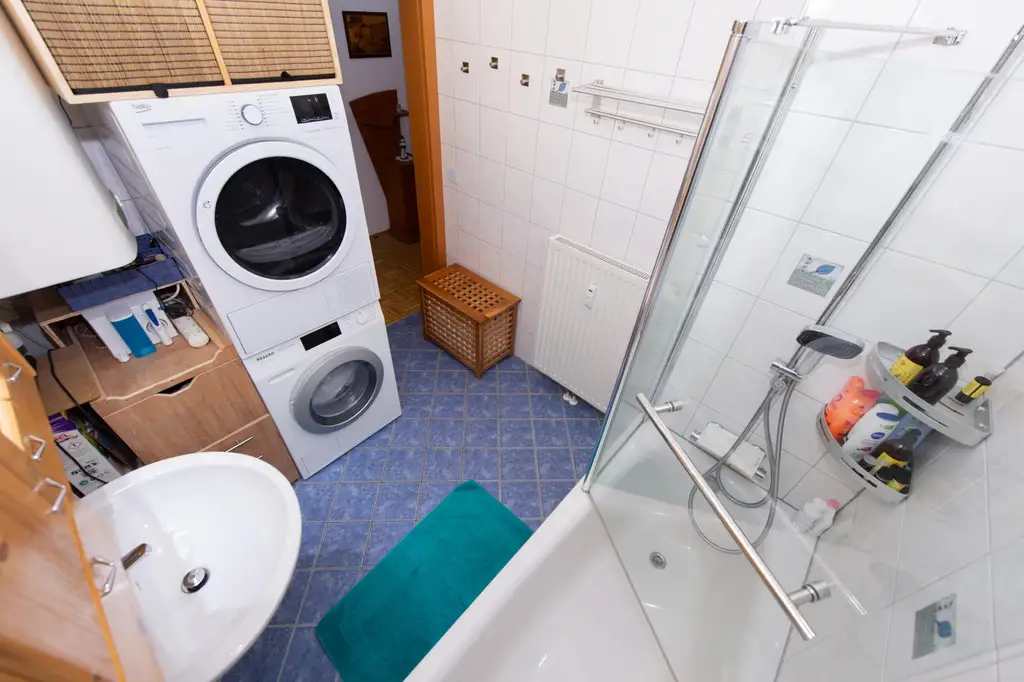 Eigentumswohnung mit vielen Vorzügen – Loggia-Balkon, moderner PV-Anlage & Smart-Home-System!