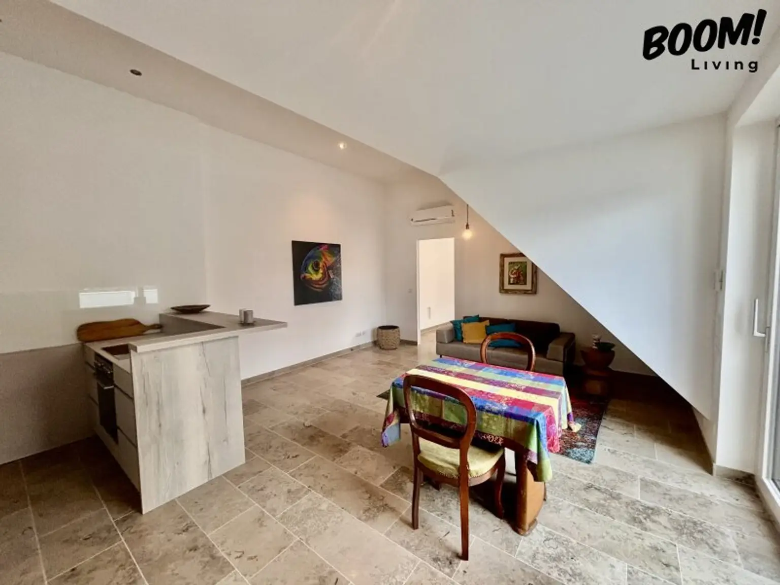 Dachgeschosswohnung in zentraler Ruhelage