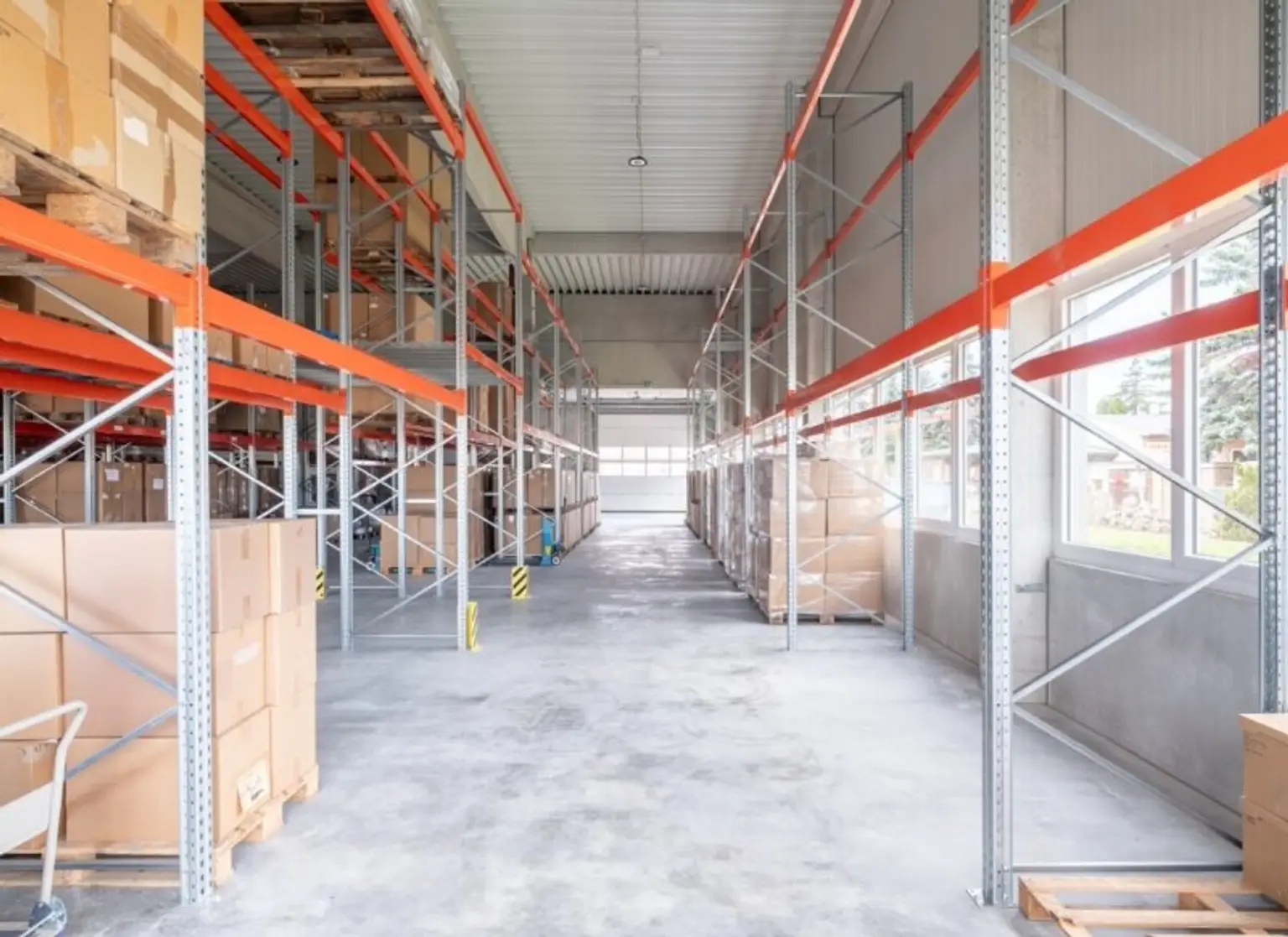 Modernes Betriebsobjekt mit Zubaupotenzial auf 6.712 m² Grund
