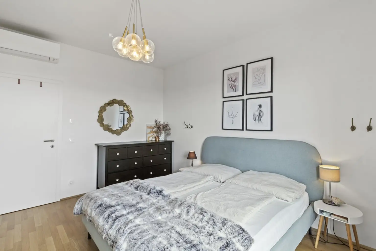 M | ++ DREI ZIMMER im DG ++ Stilvolles Wohnen mit FERNBLICK | Prima Service Immobilien