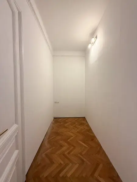 Repräsentative 3-Zimmer Altbauwohnung mit hohen Räumen und edlem Charme – 1040 Wien