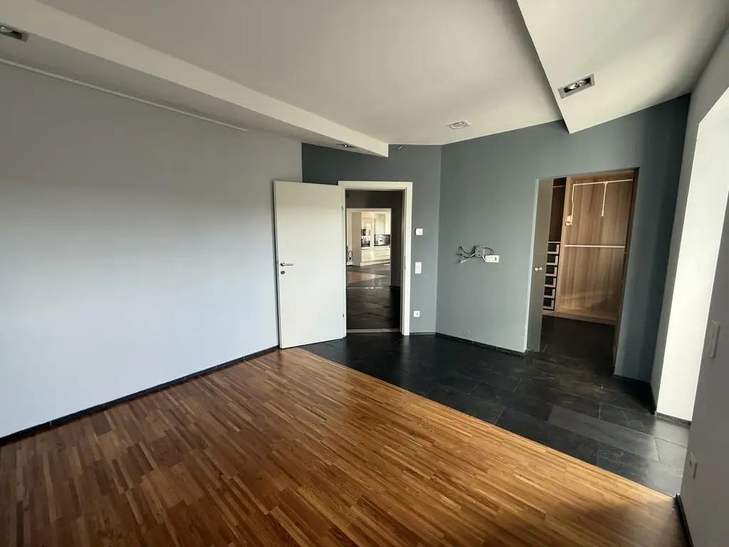 Provisionsfrei!! Großzügige Eigentumswohnung mit Garten, Terrasse & 2 Garagen in Gratwein-Straßengel
