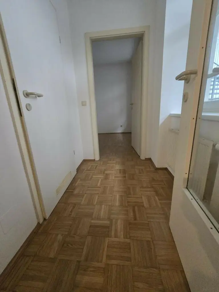 Nette 2 Zimmer Wohnung – Zentrum - ab sofort!