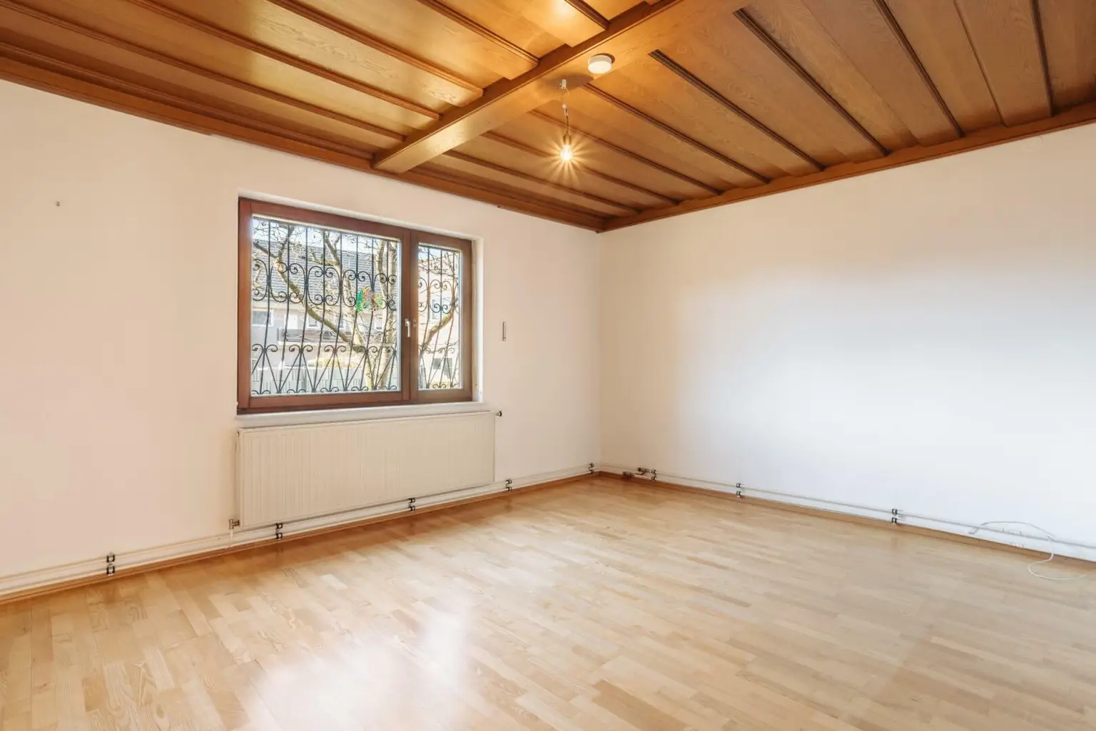 Wohnhaus_Schlafzimmer 1