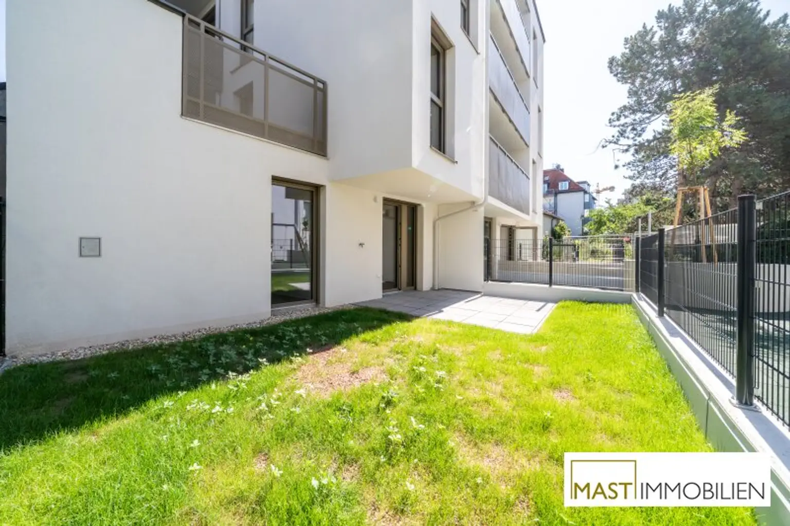 Koffer packen & einziehen: Provisionsfreie 2-Zimmer Gartenwohnung beim Kagraner Platz