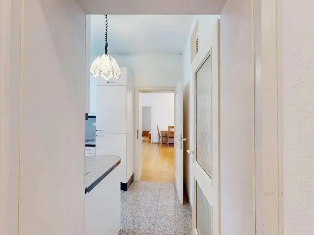 Wohnen an der Seilerstätte! Premium-Lage 1. Bezirk! 2-Zimmer-Altbauwohnung!
