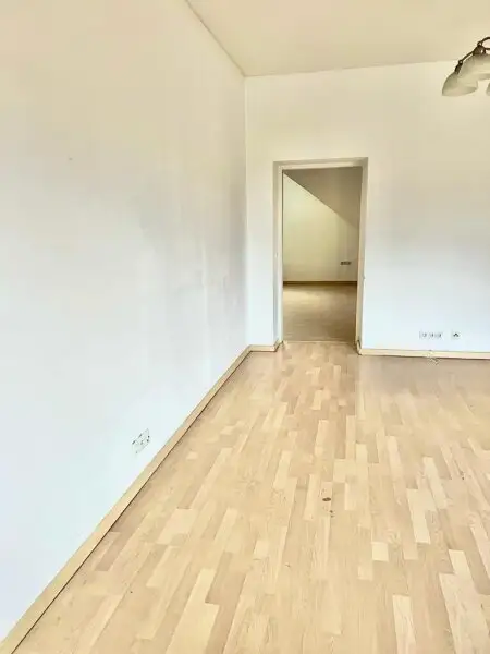 3-Zimmer-Wohnung mit großem Balkon zur Vermietung !