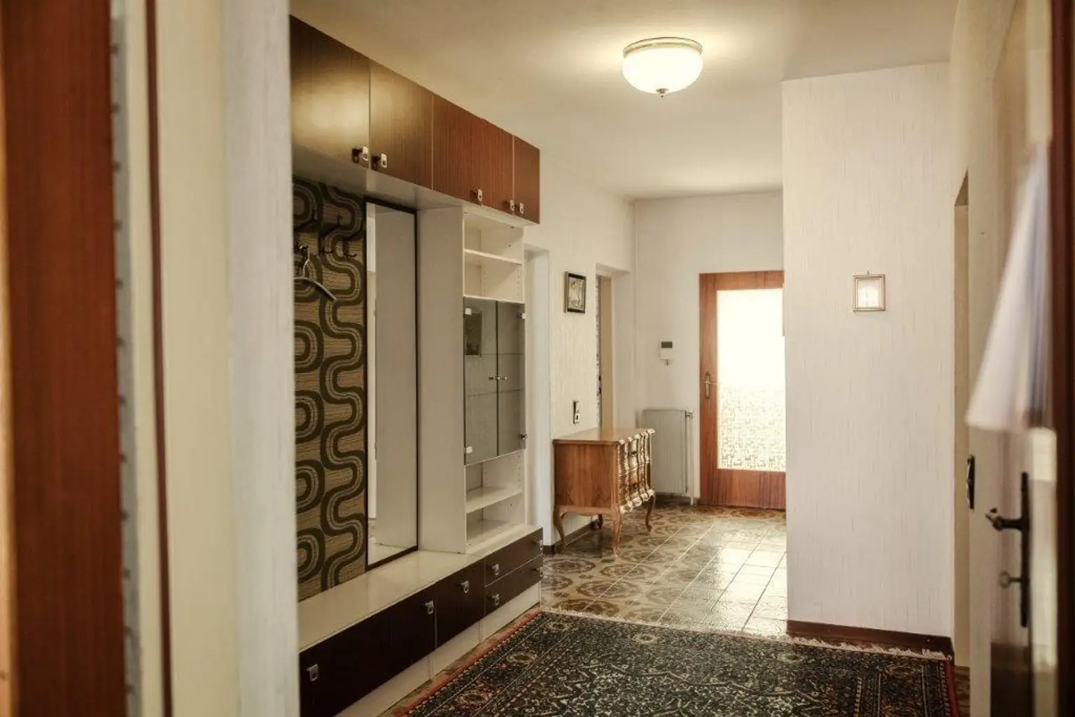 Vorraum_mit_Garderobe