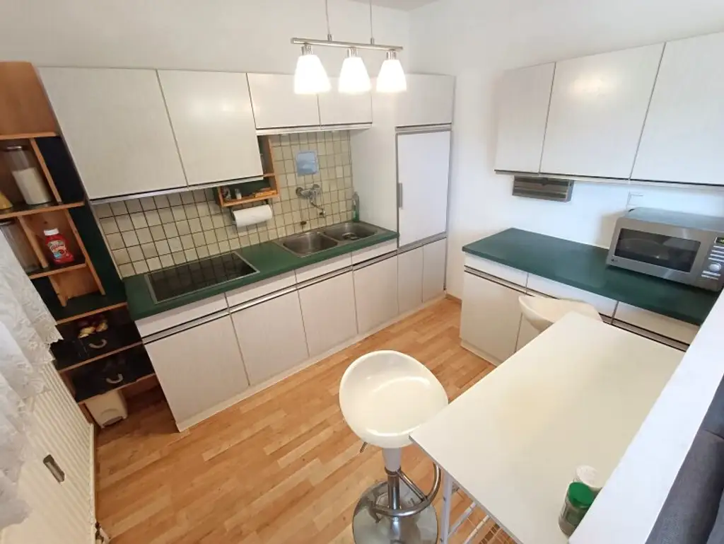 Charmante 2-Zimmer Wohnung mit Loggia im 23. Bezirk! Ideal für Pärchen!